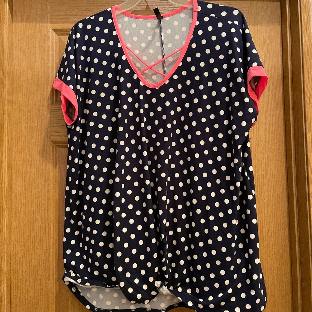 Glitzy Girlz Boutique top! XL